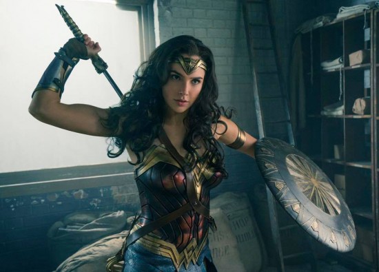 Warner отменила новую часть «Чудо-женщины» Warner отменила новую часть «Чудо-женщины»
