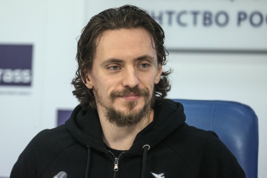 Владимир Путин наградил Сергея Полунина за вклад в развитие российского балета Владимир Путин наградил Сергея Полунина за вклад в развитие российского балета